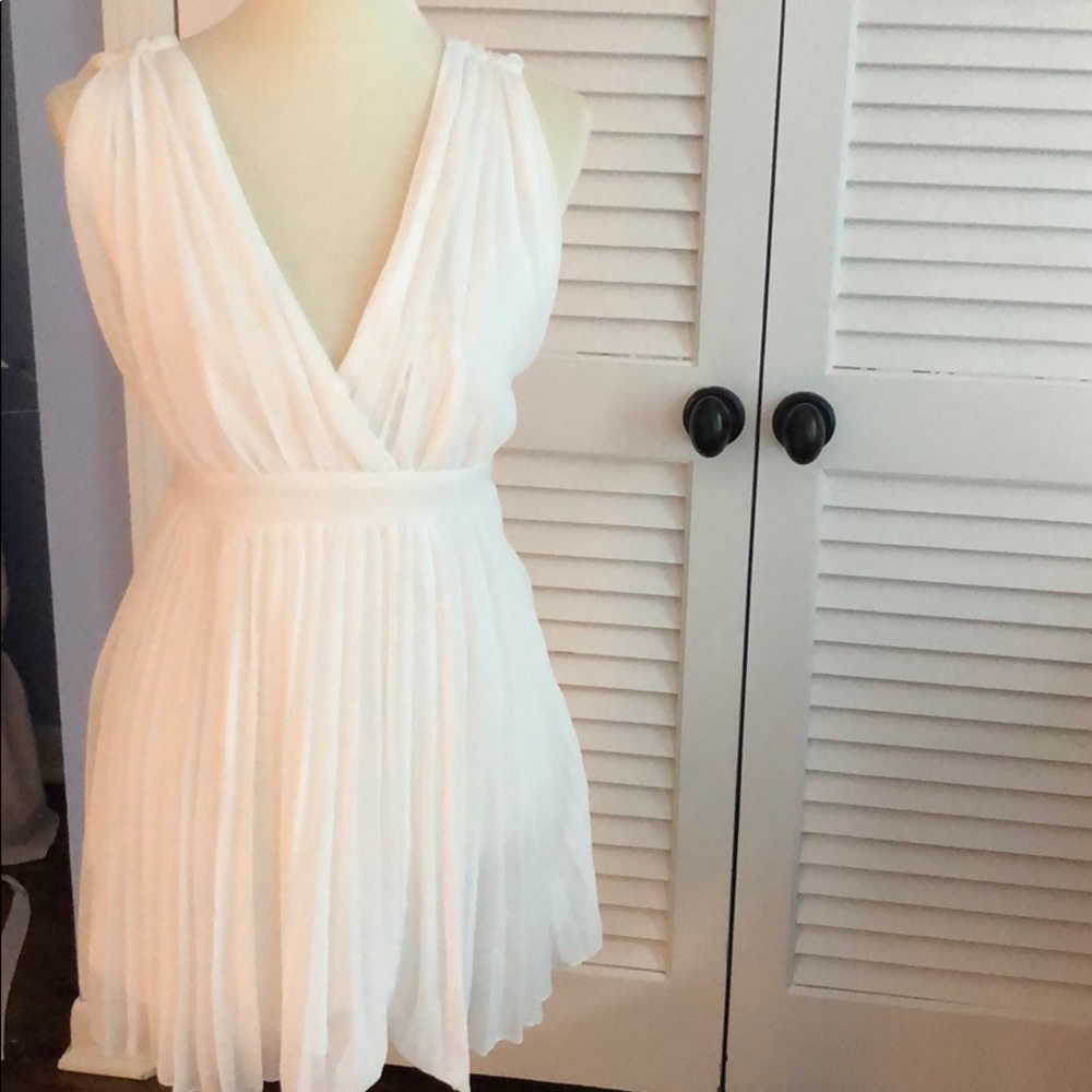 Flattering white lined dress